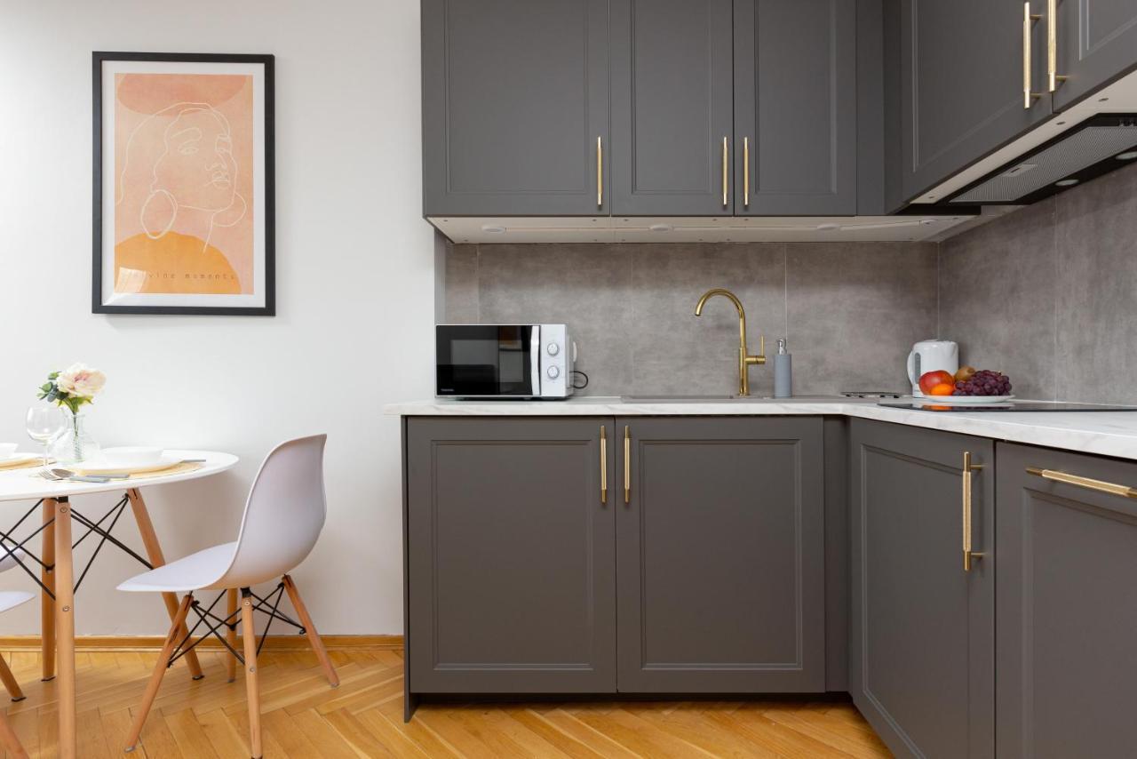 Apartment Old Town Warsaw By Noclegi Renters ภายนอก รูปภาพ